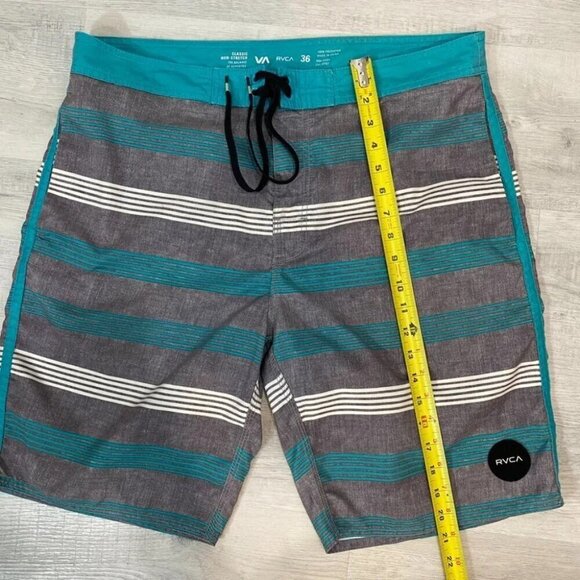 RVCA Classic Non-Stretch Board Shorts Size 36 Blue and Grey Striped - Picture 7 of 15